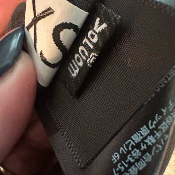 Volcom Black Fitted Short Sleeve Tee - Picture 4 of 5